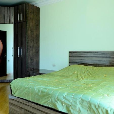 Josefin Apartment Yerevan Exterior photo