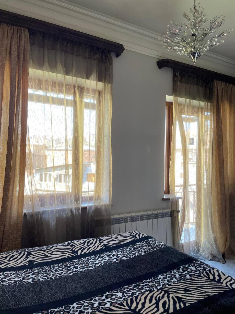 Josefin Apartment Yerevan Exterior photo