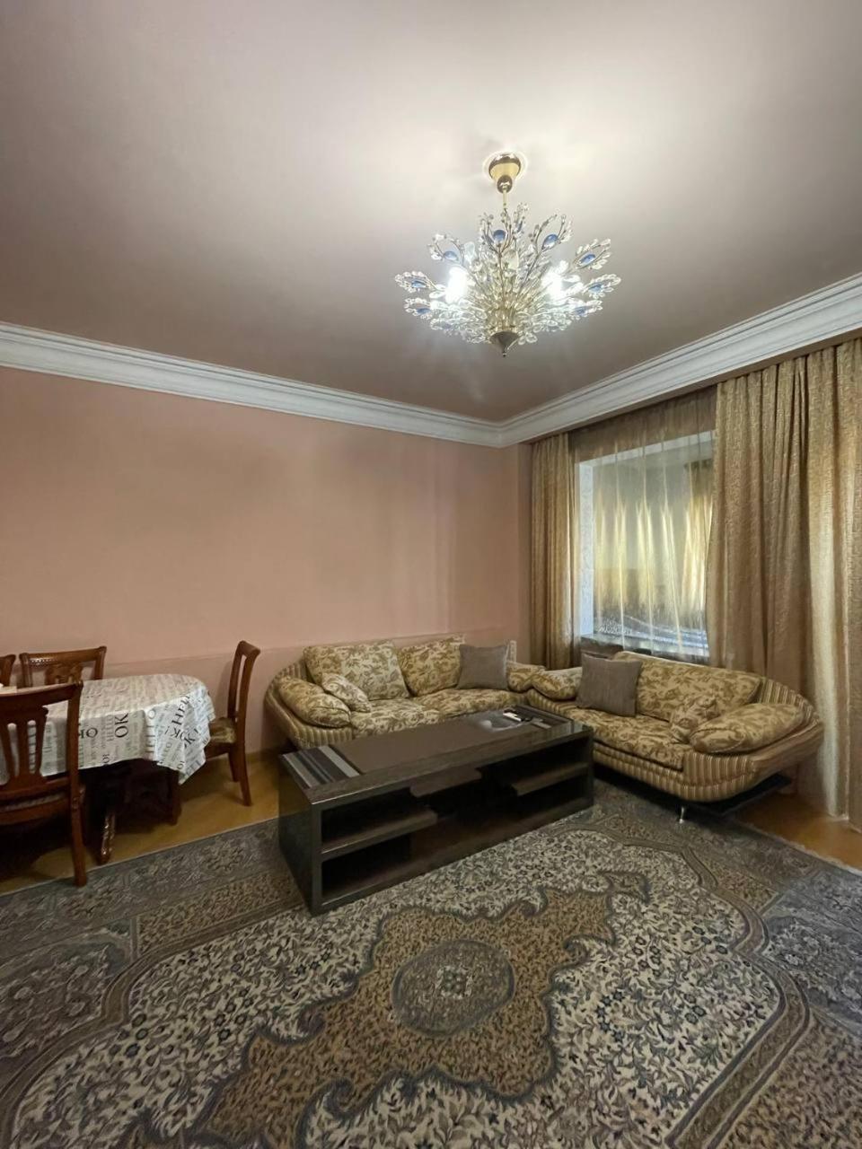 Josefin Apartment Yerevan Exterior photo